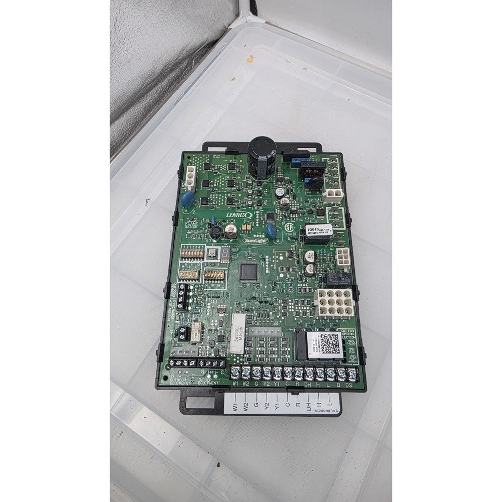 Lennox SureLight 102813-02 Control Circuit Board